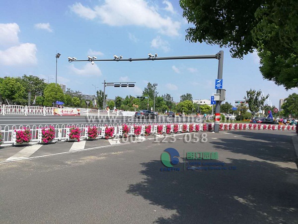 護(hù)欄綠化